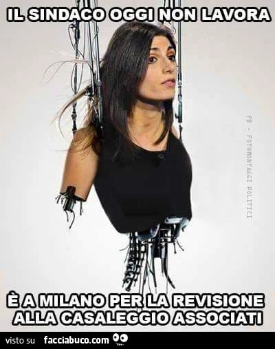 Il Sindaco oggi non lavora. È A Milano per la revisione alla Casaleggio Associati
