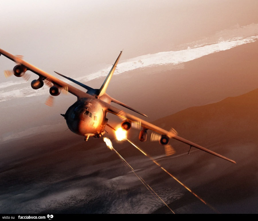Aereo da guerra che spara