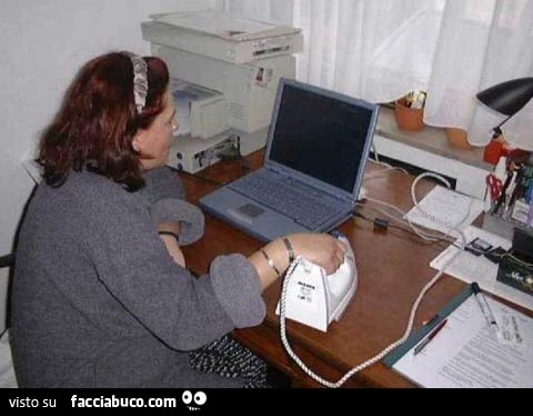 Ferro da stiro al posto del mouse