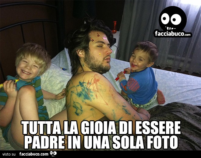 Tutta La Gioia Di Essere Padre In Una Sola Foto Facciabuco Com