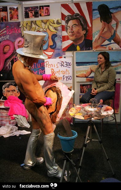 Dipinge con il pene